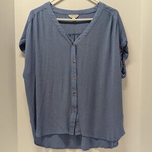 Orvis Blue V-Neck Short Sleeve Button Down Blouse